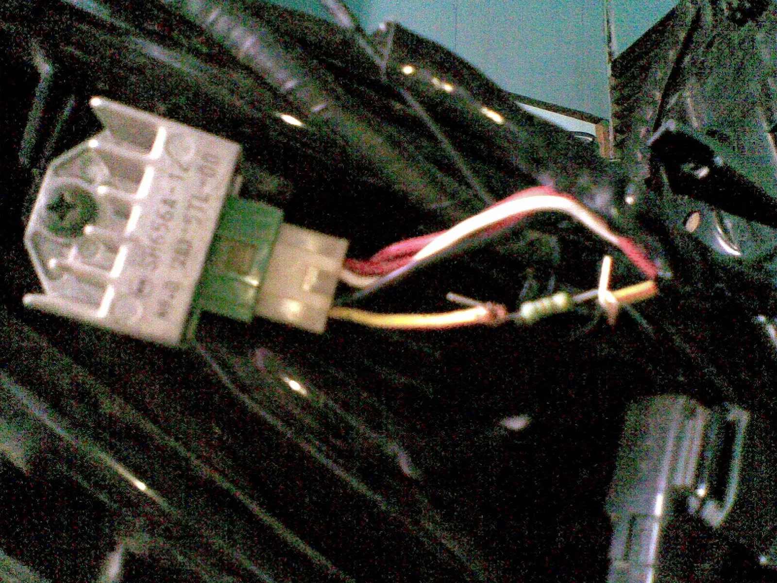 Membuat Lampu Sepeda Motor Lebih Terang Dengan Resistor Cara Membuat Lampu Sepeda Motor Lebih Terang Dengan Resistor