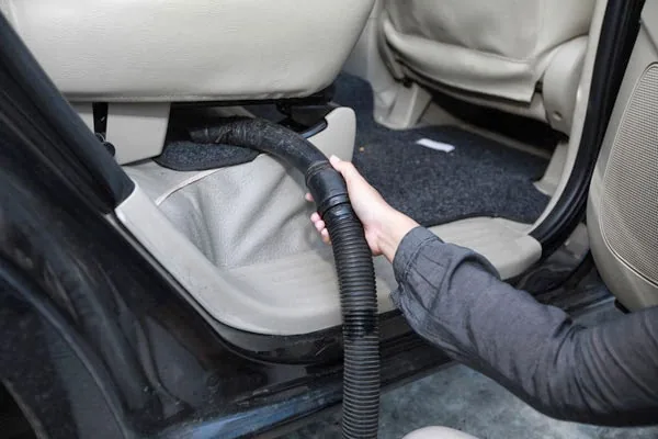 Cara Membersihkan Jok Mobil Cara Membersihkan Jok Mobil Sesuai Bahannya