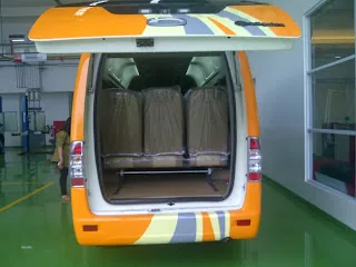 ISUZU ELF MIKROBUS Karoseri ADIPUTRO ISUZU ELF MIKROBUS Karoseri ADIPUTRO