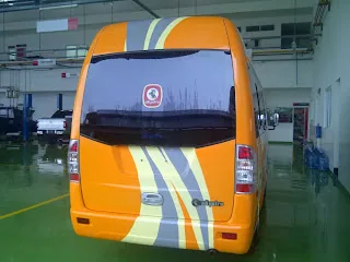 ISUZU ELF MIKROBUS Karoseri ADIPUTRO ISUZU ELF MIKROBUS Karoseri ADIPUTRO