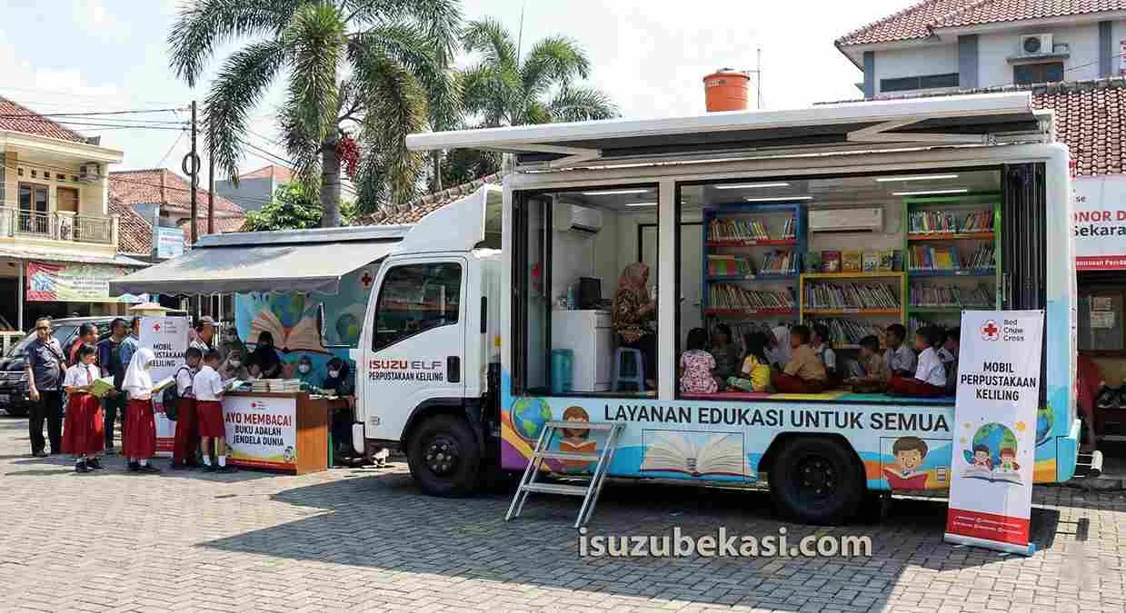 Isuzu Elf Mobil Perpustakaan Keliling untuk Layanan Edukasi