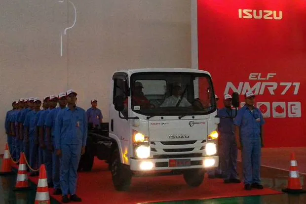 ISUZU KEMAYORAN ISUZU KEMAYORAN
