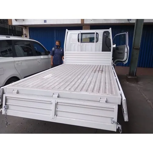ISUZU KOSAMBI