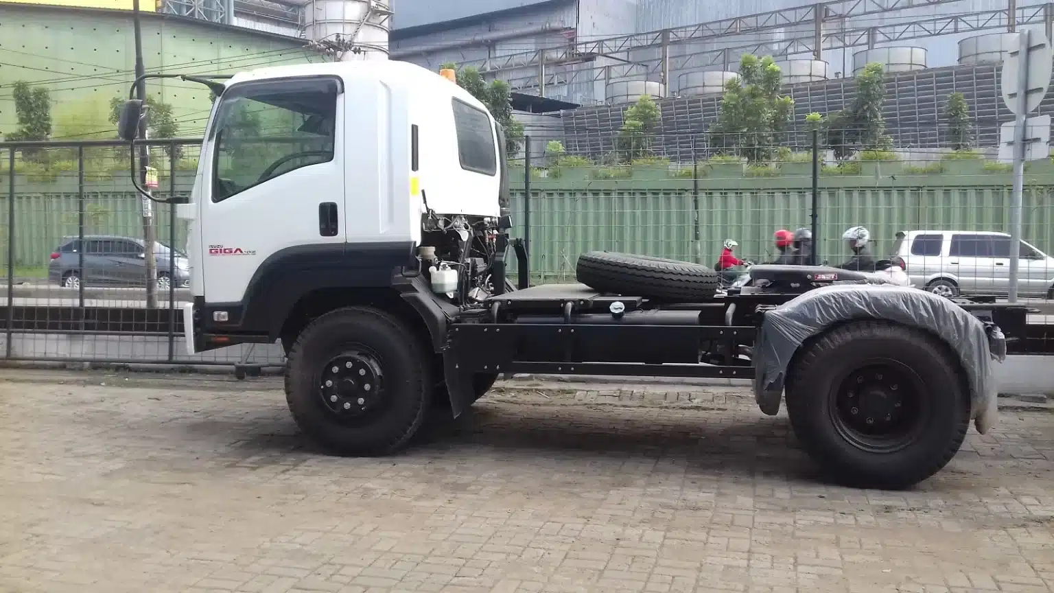 Isuzu FTR 2008